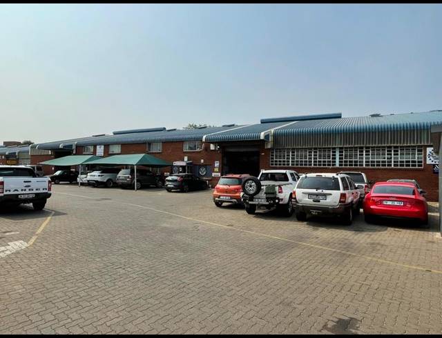 INDUSTRIAL PROPERTY TO RENT IN HENNOPSPARK